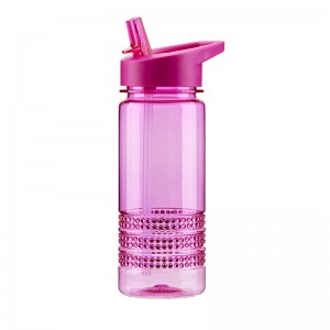China wholesale Plastic Measuring Water Bottle Factory –  100% BPA free 600ml leak-proof plastic sport water bottle with straw – SUNSUM