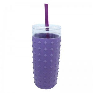 Tumbler plastik 900ml dengan lengan silikon