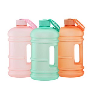 2.2 L BPA free plastic sports drinking bottle gym fitness water jug