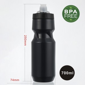 Wholesale Custom Logo 700ml Sports Water Bottle Food Grade Bpa Free Squeeze Bike Water Bottle For Cycling