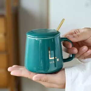 Hot sale hadiah porselen mug Custom Logo USB Ngecas Kontrol Suhu 55 Gelar Keramik Dipanaskeun Kopi Susu Mug