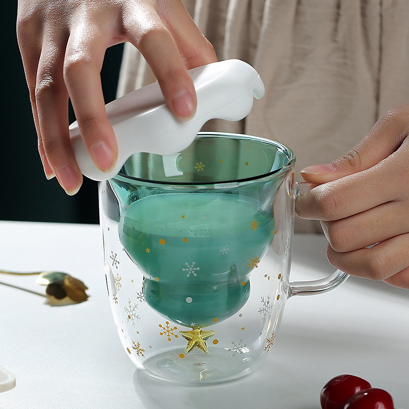 clear glass mug with slicone lid