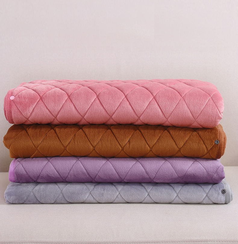 China wholesale Plastic Water Bottle With Straw Factory – Portable Washable Wearable Usb Warm-up Blanket Heater Electric Blankets For Winter – SUNSUM detail pictures