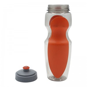 Reusable No BPA Plastic Sports and Fitness Squeeze Hull Top Leak Proof Noa Spout Water Bottles BPA Free logo logo logo logo le mmala.